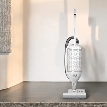 SEBO FELIX UPRIGHT VACUUM CLEANER